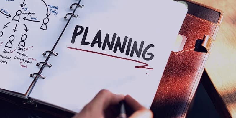 plan your spendings, save money for the future, smart money mindset, plan your profit, good financial habits