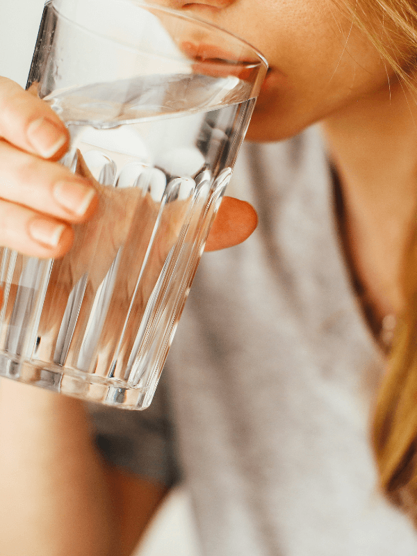 woman-drinking-water