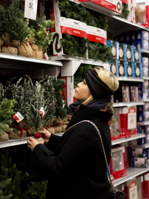 undecised-woman-in-a-shop