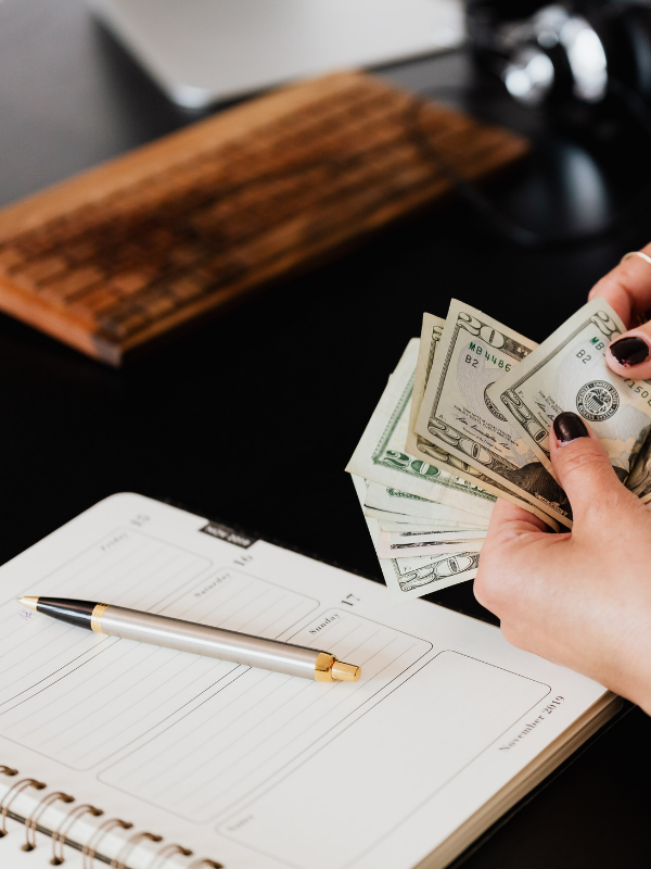 woman-organizing-money-spending