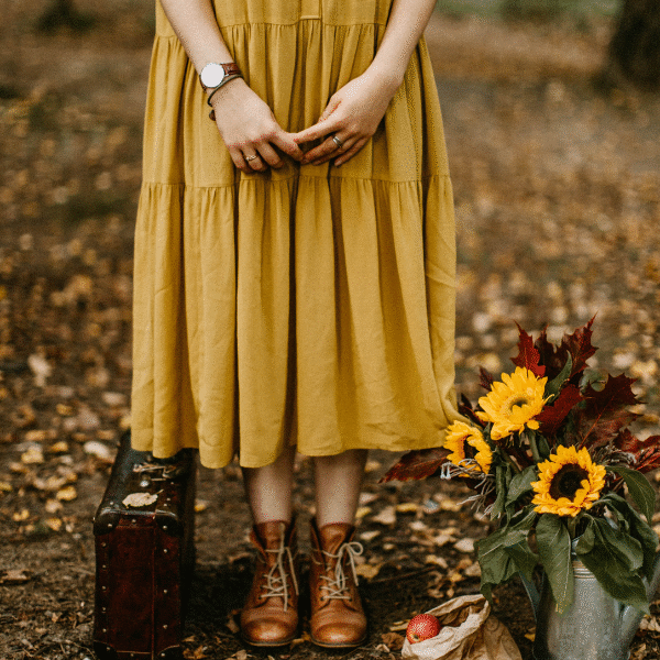 autumn-setup-and-a-woman-dress