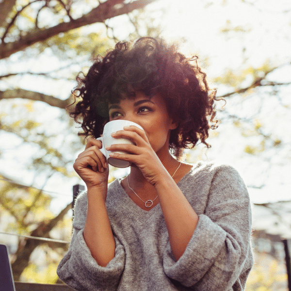 woman-drinking-coffee