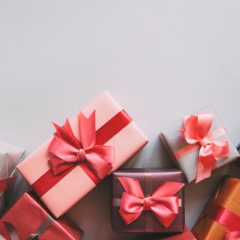 beautiful-wrapped-gifts