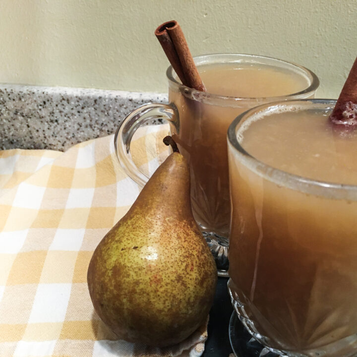 Image for Hot Pear Cider with Cinnamon and Spices