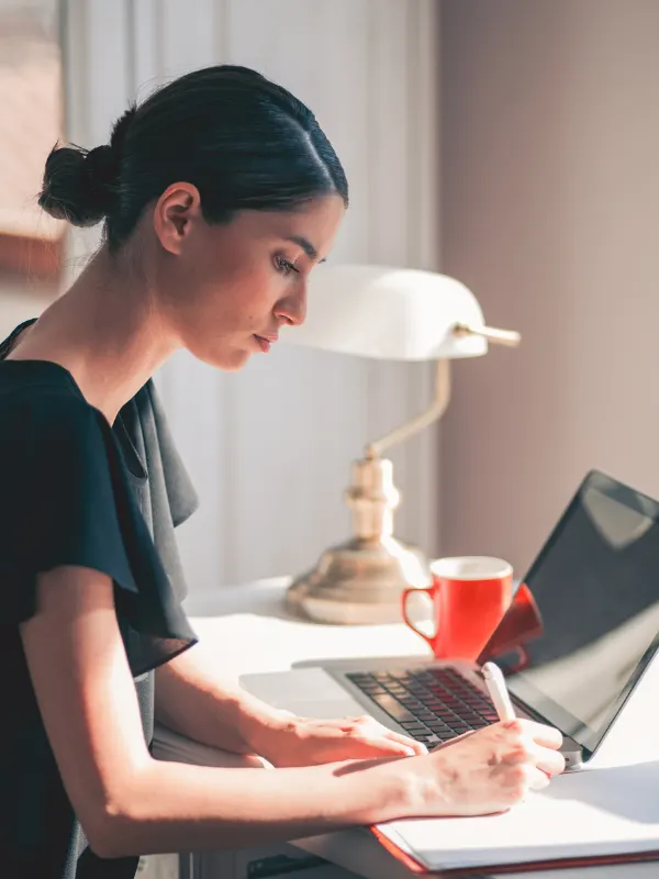 working-home-working