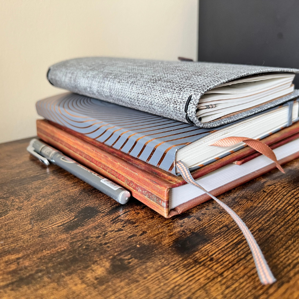 empty journals ideas featured photo