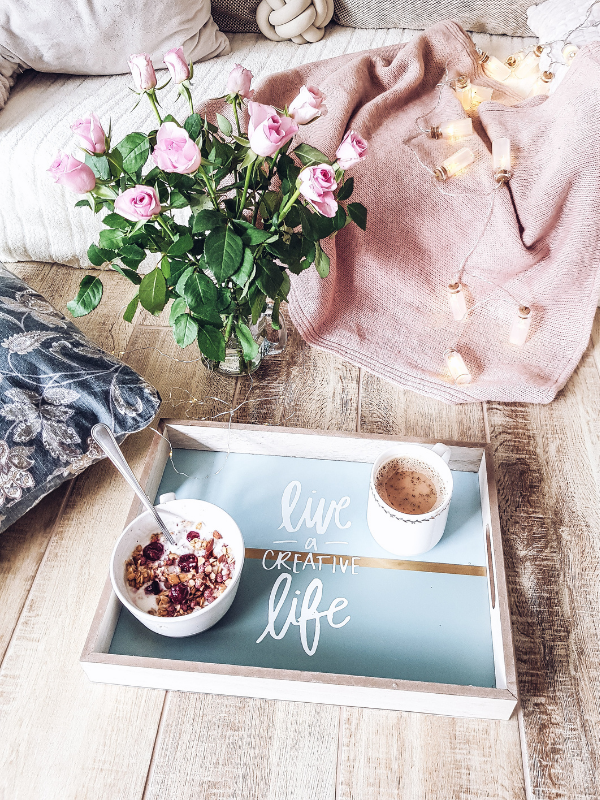 breakfast-in-bed-setup