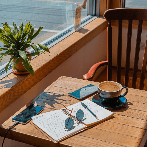 coffee-table-with-an-open-journal