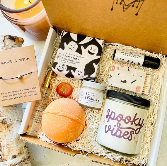 Image for Spooky Vibes Haloween Mantra Gift Box