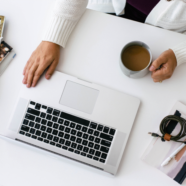 things a virtual assistant can do for you featured photo