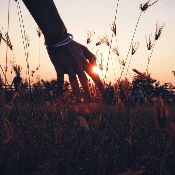ways to help others featured image