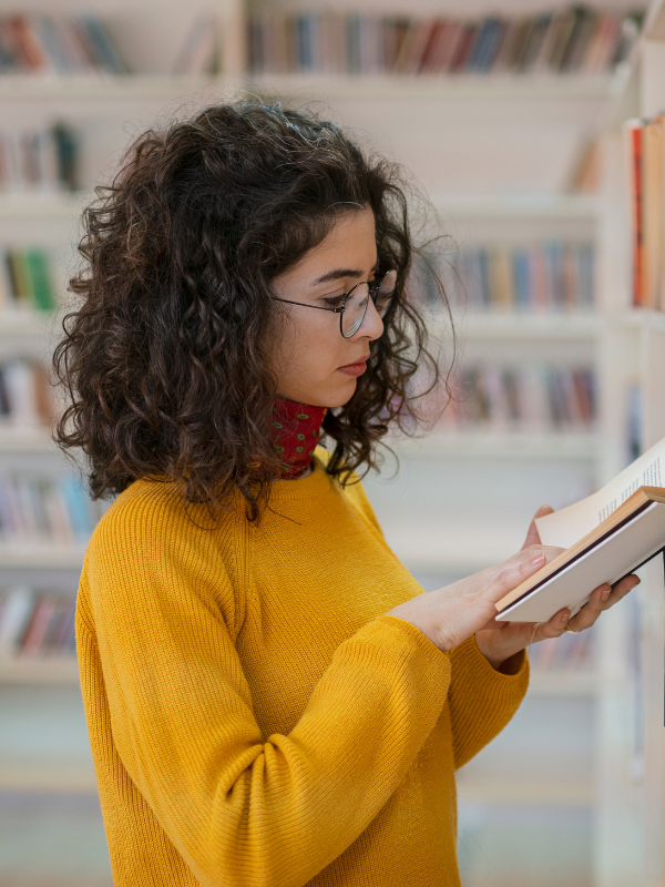 woman in the ibrary