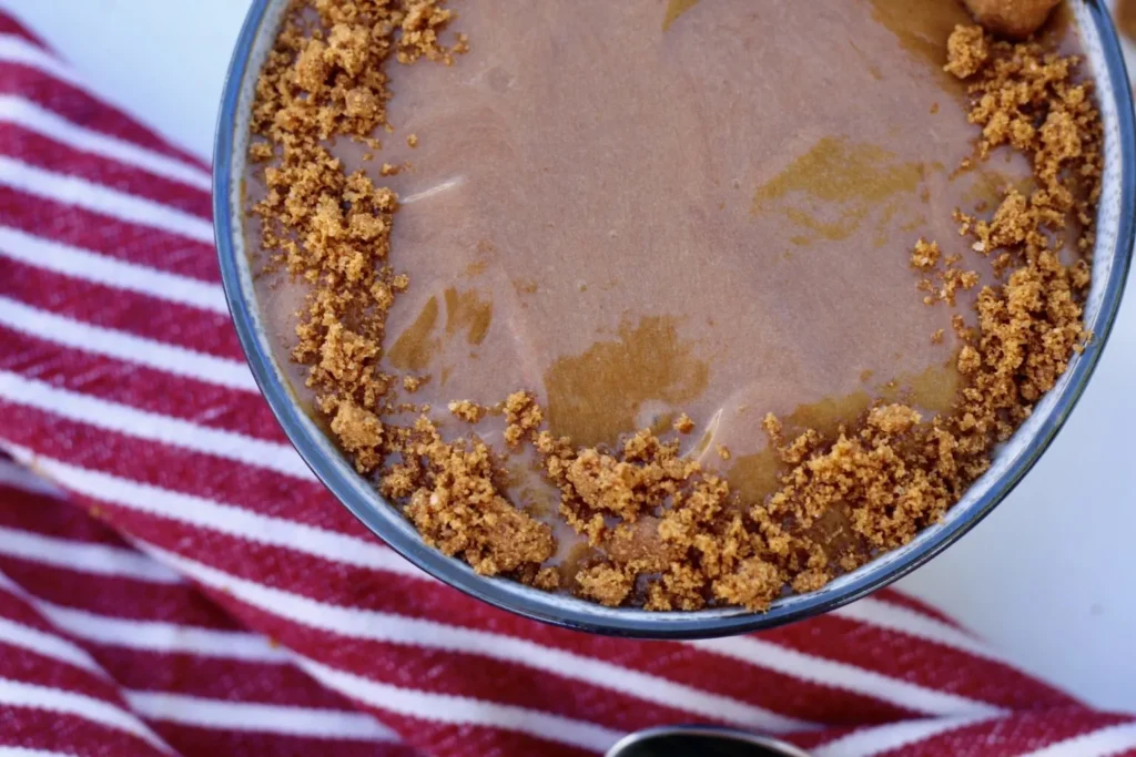 Lotus Biscoff Overnight Oats