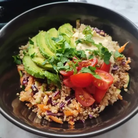 Quinoa-Breakfast-Bowl-final.jpg