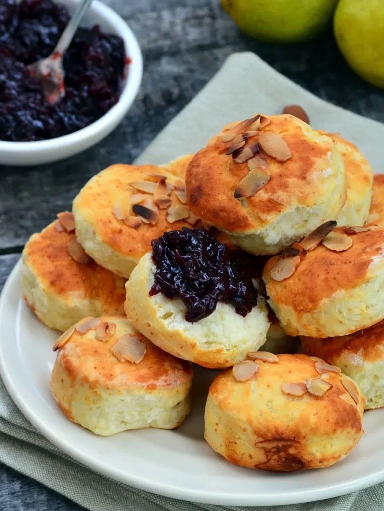 almond scones